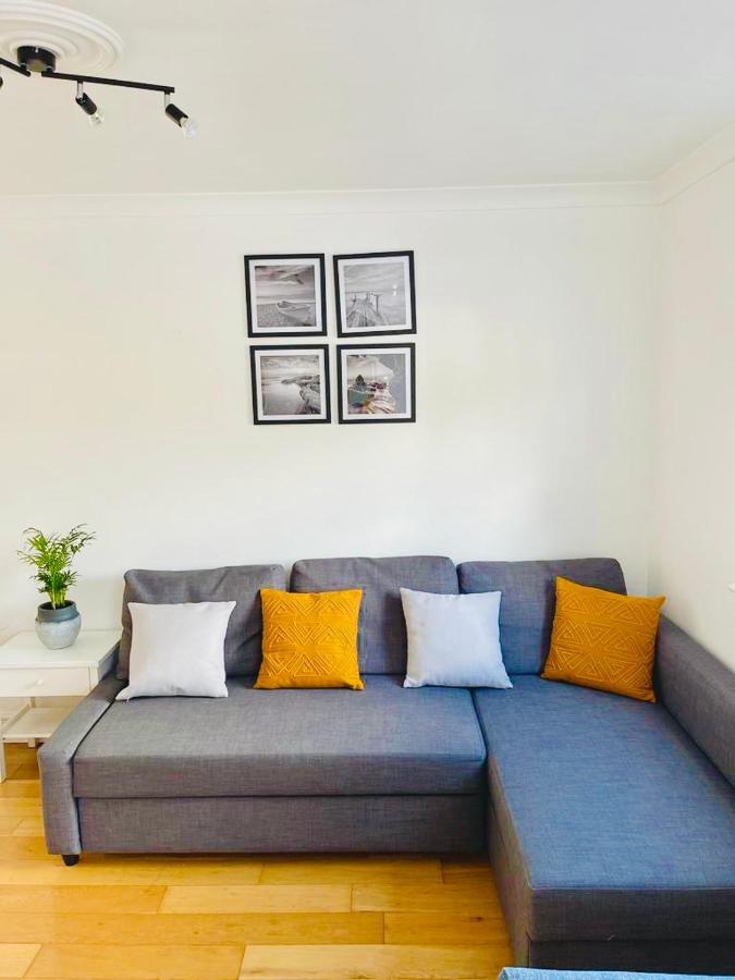 Amazing Location - City Of London- 2 Bedroom Stunning Canal View House With Private Garden,Parking & Balcony Екстериор снимка