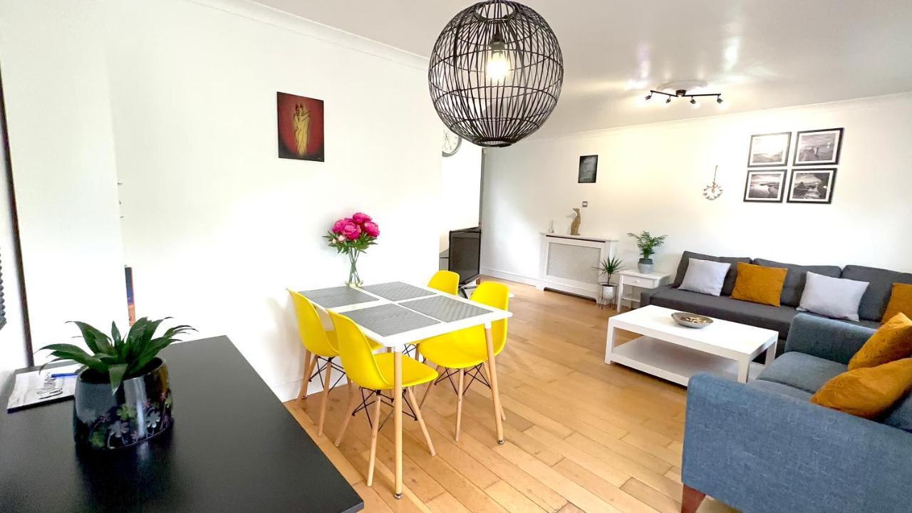 Amazing Location - City Of London- 2 Bedroom Stunning Canal View House With Private Garden,Parking & Balcony Екстериор снимка